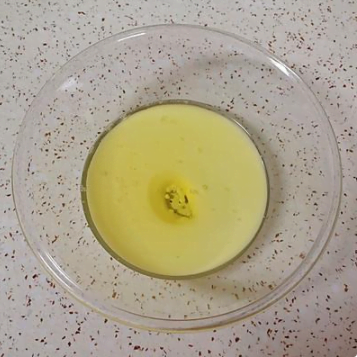 酸奶開花蛋糕，爽滑細(xì)膩，口感特別好，快來學(xué)！